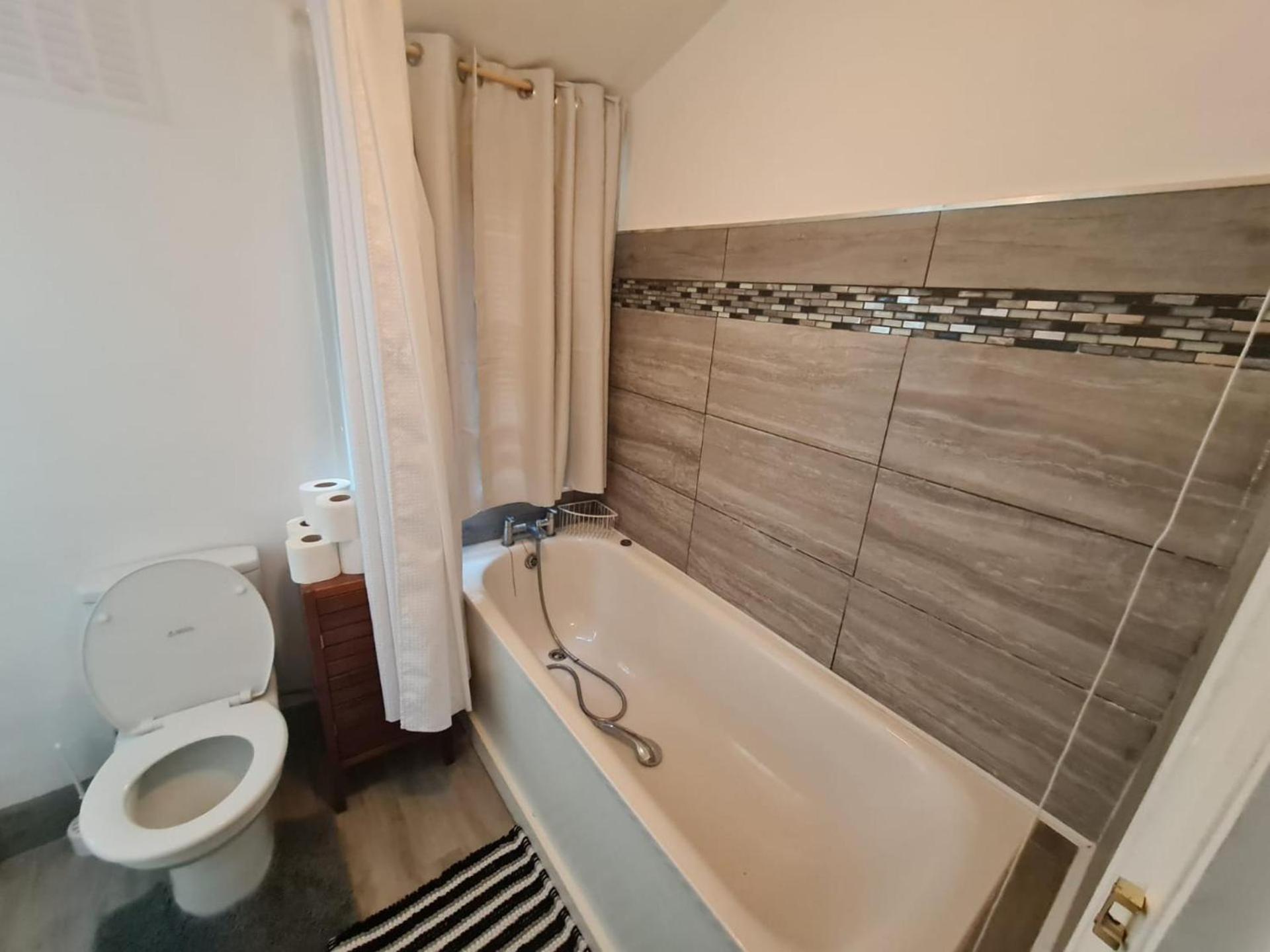 Willa 3-Bed House In London Self-Contained In Ladywell Zewnętrze zdjęcie